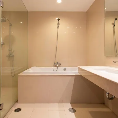 M Estate 2Br Private Residence, 300M To Bts Chit Lom Bangkok Exterior photo