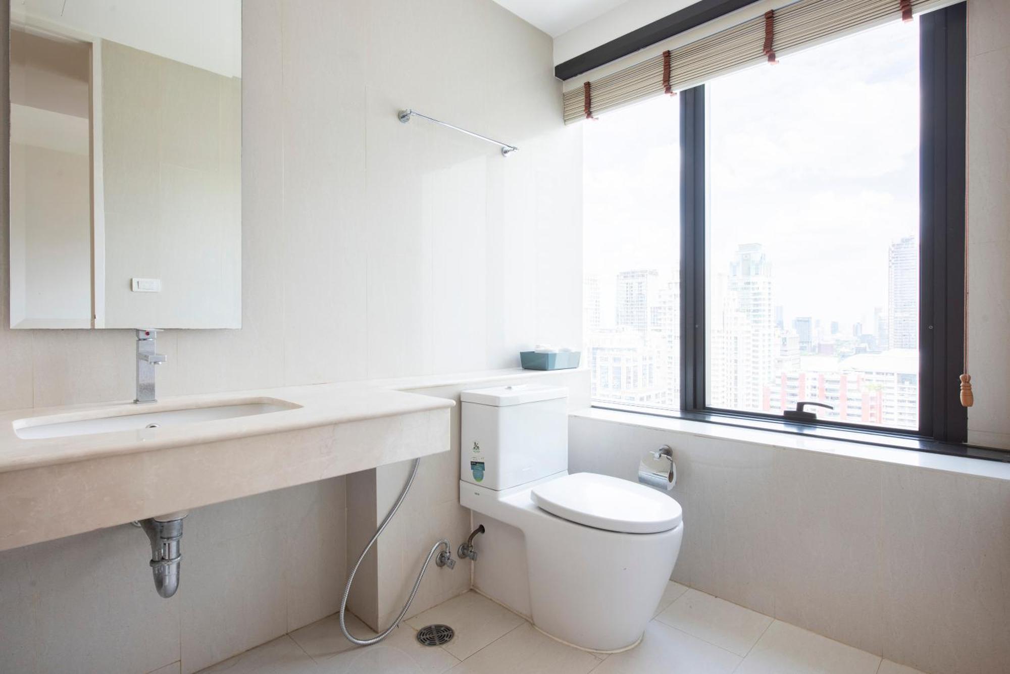M Estate 2br Private Residence, 300m To Bts Chit Lom 公寓