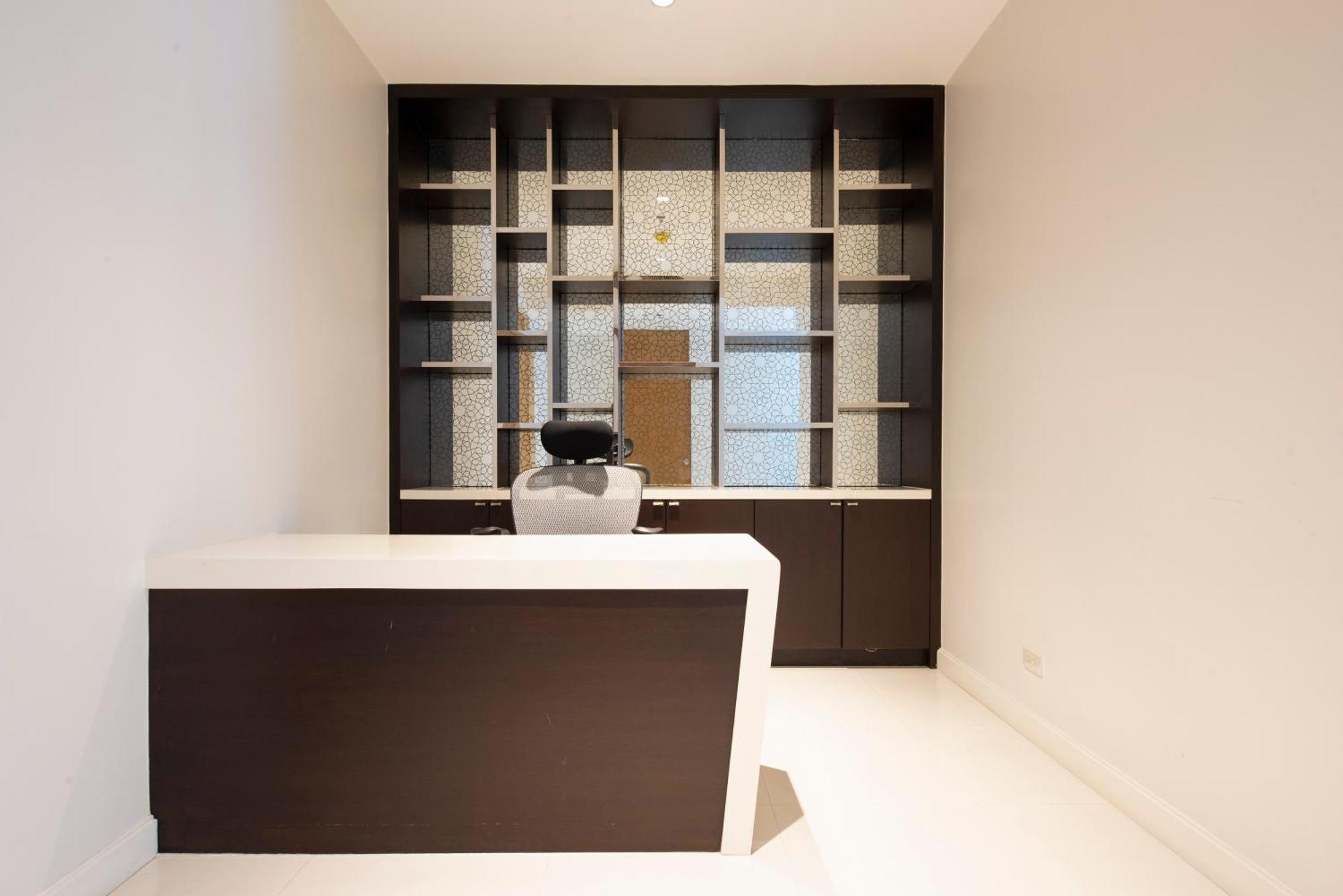 M Estate 2br Private Residence, 300m To Bts Chit Lom 公寓 *