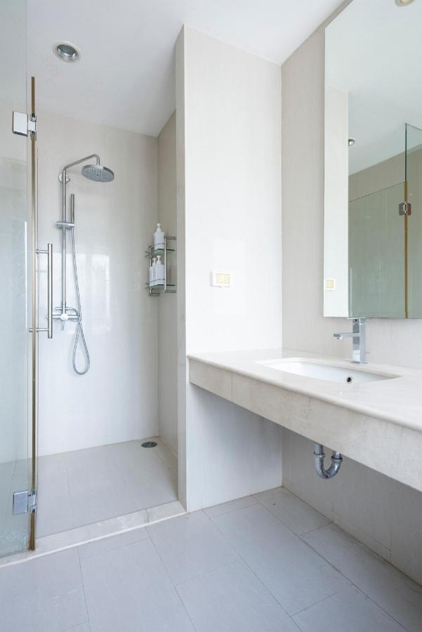 Апартаменты M Estate 2br Private Residence, 300m To Bts Chit Lom